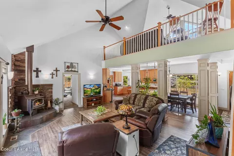 Living - 10240 E Howard Rd, Athol, ID 83801 photo 3 of 8