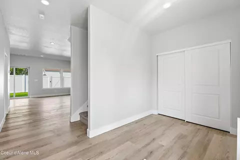 Entry Way - 751 N Galbraith Lp, Post Falls, ID 83854 photo 1 of 5