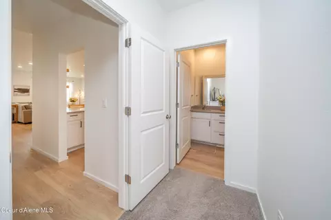 Entry Way - 5150 E Antares Ln, Post Falls, ID 83854 photo 4 of 5