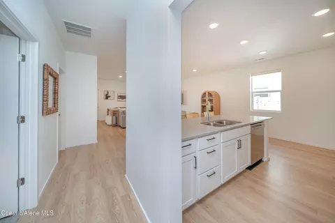 Entry Way - 5150 E Antares Ln, Post Falls, ID 83854 photo 1 of 5