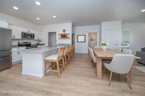 Dining - 5150 E Antares Ln, Post Falls, ID 83854 photo 2 of 4