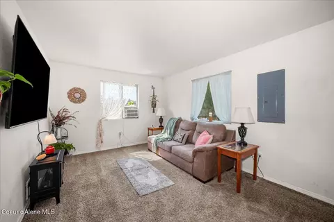 Living - 699 E Ockert St S, Oldtown, ID 83822 photo 1 of 1