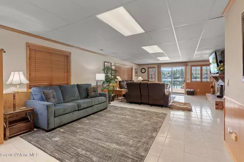 Living - 1910 E Rodkey Dr, Post Falls, ID 83854 photo 3 of 3