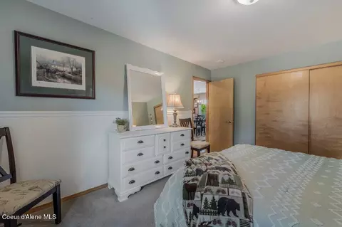 Bedroom - 11413 N Summit Loop, Hauser, ID 83854 photo 10 of 10