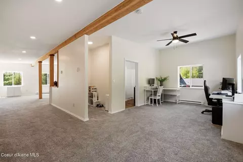 Entry Way - 925 Lower Pack River Rd, Sandpoint, ID 83864 photo 4 of 4