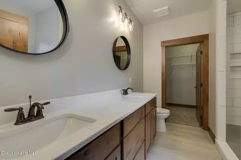 Bath - L1b8 N Eclipse Road, Rathdrum, ID 83858 photo 1 of 3