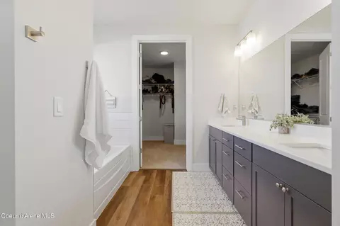 Bath - 3151 N Cassiopeia St, Post Falls, ID 83854 photo 1 of 4