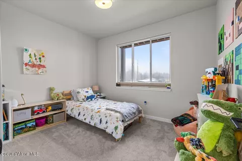 Bedroom - 930 E Railroad Ave, Post Falls, ID 83854 photo 3 of 4