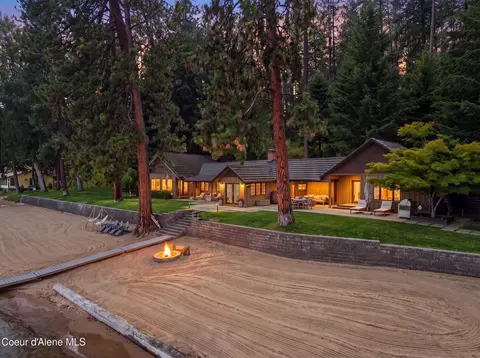 8411 W Coeur D Alene Lake Shr, Coeur D'alene, ID 83814