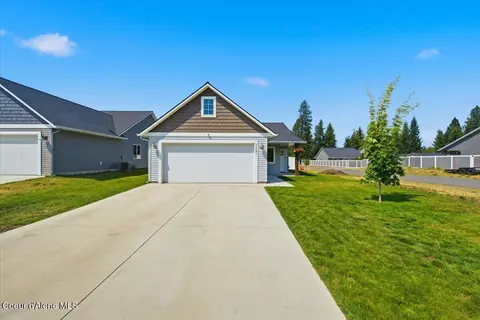 31781 N 9th Ave, Spirit Lake, ID 83869