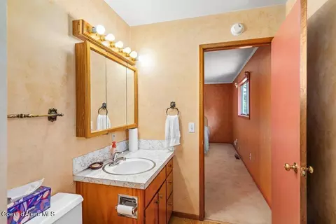 Bath - 1756 E 12th Ave, Post Falls, ID 83854 photo 2 of 3