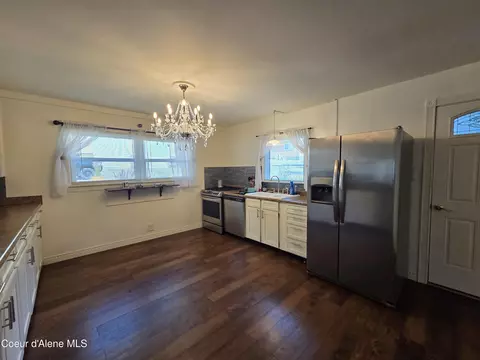 Kitchen - 446 2nd St, Mullan, ID 83846 photo 1 of 2