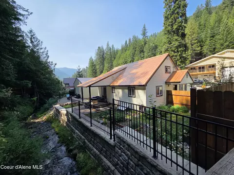 Exterior - 446 2nd St, Mullan, ID 83846 photo 7 of 8