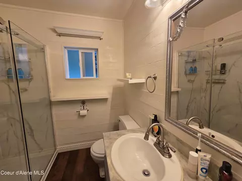 Bath - 446 2nd St, Mullan, ID 83846 photo 1 of 2