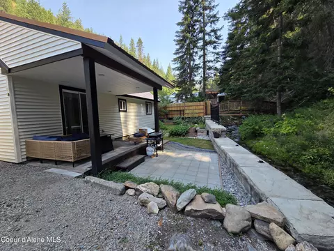 Exterior - 446 2nd St, Mullan, ID 83846 photo 5 of 8