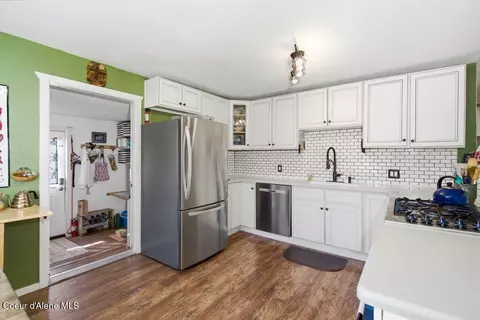 Kitchen - 369 Glidden Ave, Priest River, ID 83856 photo 3 of 3