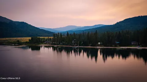 29434 N Calliope Ln, Spirit Lake, ID 83869