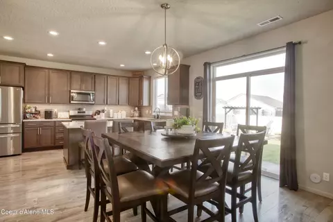 Dining - 1497 N Minam Loop, Post Falls, ID 83854 photo 2 of 2