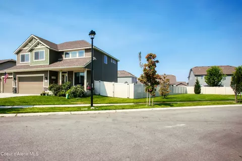 Exterior - 1497 N Minam Loop, Post Falls, ID 83854 photo 2 of 11
