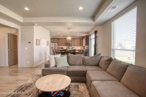 Living - 1497 N Minam Loop, Post Falls, ID 83854 photo 2 of 2