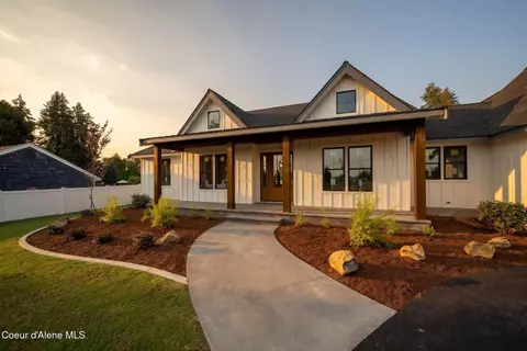 495 E Dalton Ave, Dalton Gardens, ID 83815