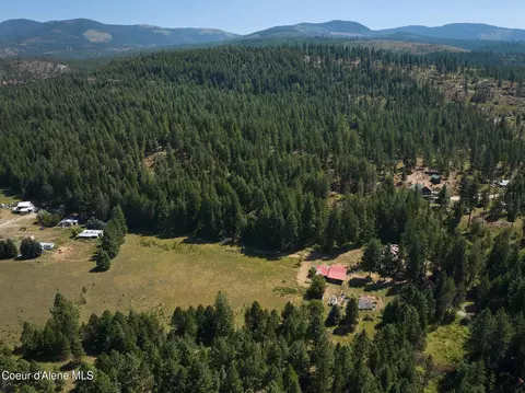 View/Area - 932 Green Pasture Rd, Naples, ID 83847 photo 1 of 1
