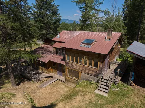 Exterior - 932 Green Pasture Rd, Naples, ID 83847 photo 8 of 15