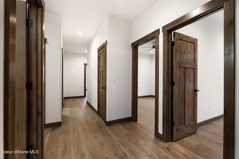 Entry Way - 105 Backtrack Rd, Sandpoint, ID 83864 photo 3 of 3
