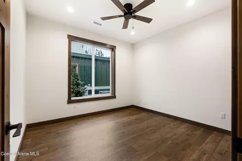 Bedroom - 105 Backtrack Rd, Sandpoint, ID 83864 photo 3 of 4