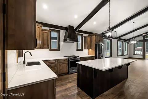 Kitchen - 105 Backtrack Rd, Sandpoint, ID 83864 photo 3 of 3