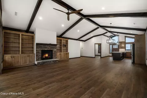 Living - 105 Backtrack Rd, Sandpoint, ID 83864 photo 4 of 5