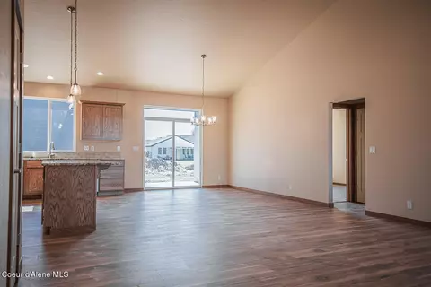 Living - 4500 E Davin Dr, Post Falls, ID 83854 photo 1 of 4