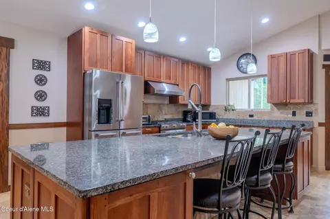 Kitchen - 10570 E Far Cry Rd, Athol, ID 83801 photo 2 of 8