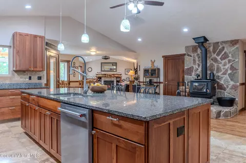 Kitchen - 10570 E Far Cry Rd, Athol, ID 83801 photo 1 of 8