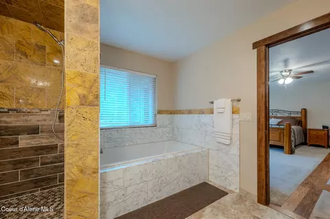 Bath - 10570 E Far Cry Rd, Athol, ID 83801 photo 5 of 10