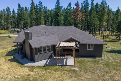Exterior - 10570 E Far Cry Rd, Athol, ID 83801 photo 18 of 25