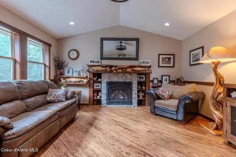 Living - 10570 E Far Cry Rd, Athol, ID 83801 photo 1 of 2