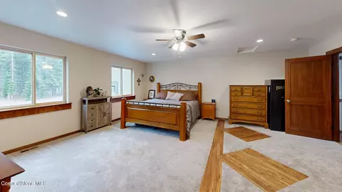 Bedroom - 10570 E Far Cry Rd, Athol, ID 83801 photo 2 of 4