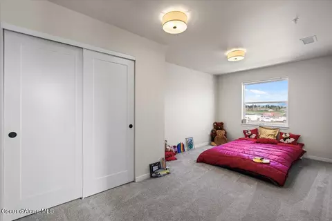 Bedroom - 1090 E 4th Ave, Post Falls, ID 83854 photo 3 of 4