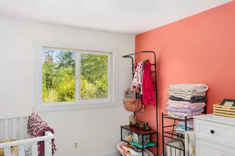 Bedroom - 809 Mill Ave, Kellogg, ID 83837 photo 4 of 4