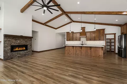 Living - 127 Backtrack Rd, Sandpoint, ID 83864 photo 2 of 5