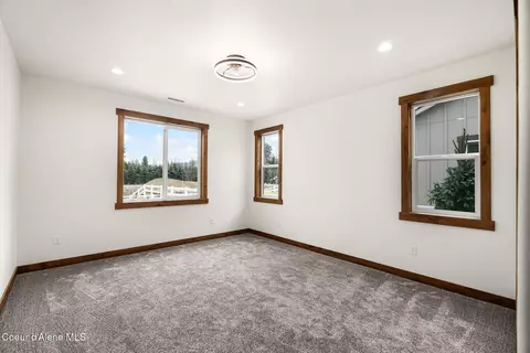 Bedroom - 127 Backtrack Rd, Sandpoint, ID 83864 photo 2 of 6