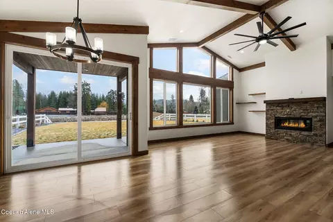 Living - 127 Backtrack Rd, Sandpoint, ID 83864 photo 4 of 5