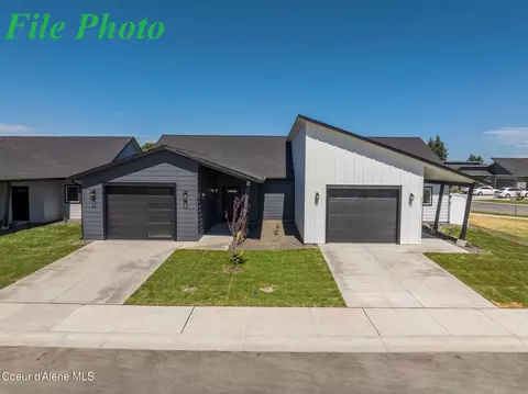 7801 N Mocha Lp Lp, Coeur D'alene, ID 83815