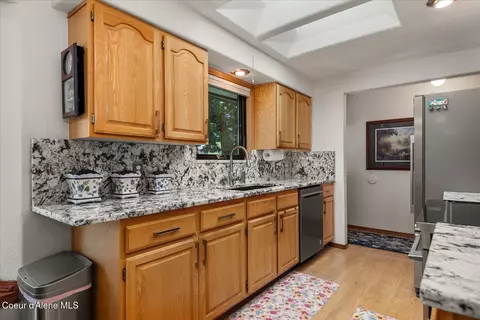 Kitchen - 1768 N Havichur Loop, Post Falls, ID 83854 photo 3 of 6
