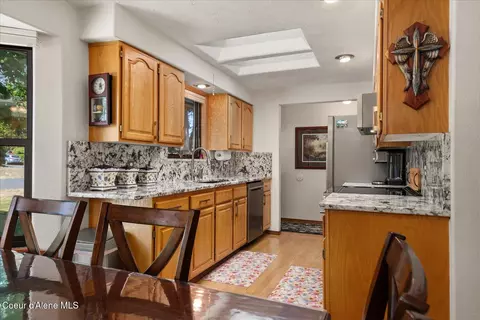 Kitchen - 1768 N Havichur Loop, Post Falls, ID 83854 photo 6 of 6