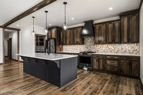 Kitchen - 147 Backtrack Rd, Sandpoint, ID 83864 photo 2 of 3