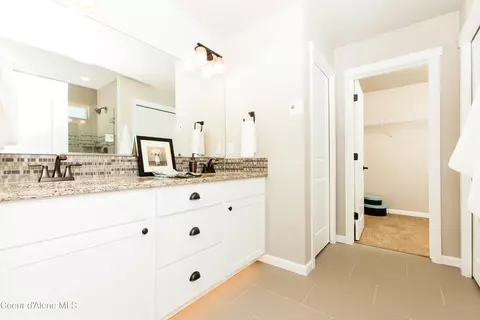 Bath - 1270 E Walton Ave, Post Falls, ID 83854 photo 2 of 4