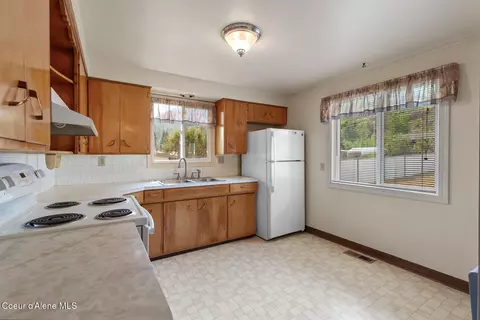 Kitchen - 115 E Fir Ave, Osburn, ID 83849 photo 1 of 3