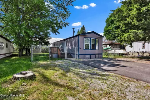 74 E Walrose Loop, Hayden, ID 83835 photo 1